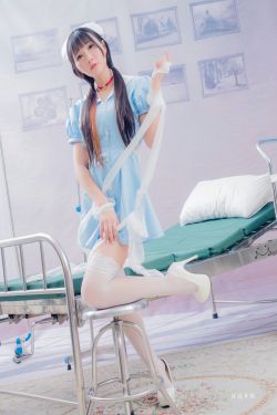 当美女没有穿衣服